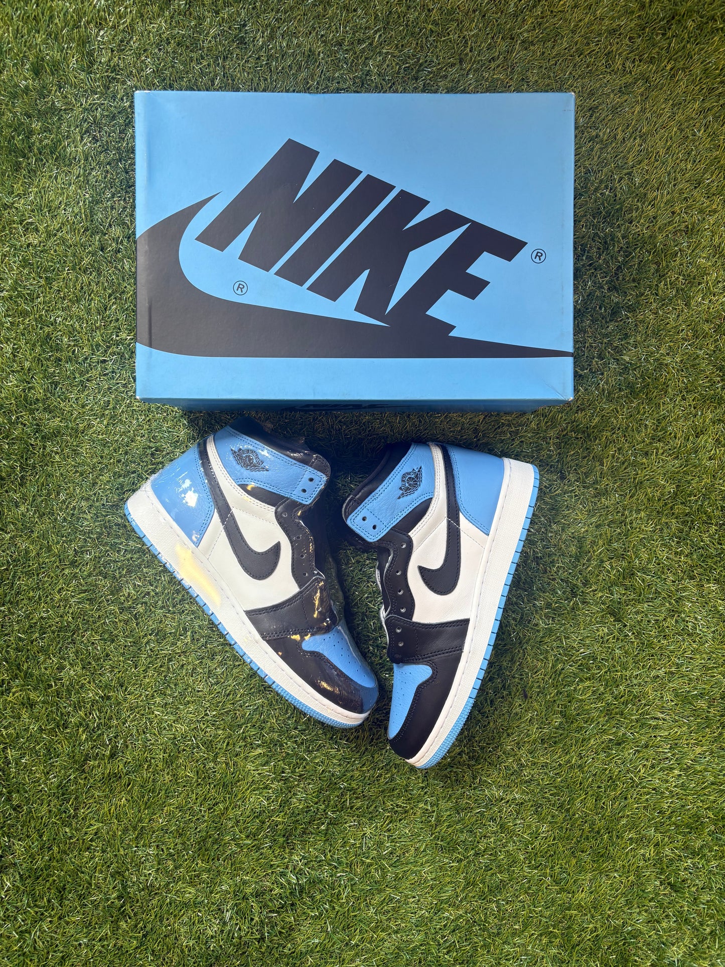 Jordan 1 Retro High OG "UNC Toe"