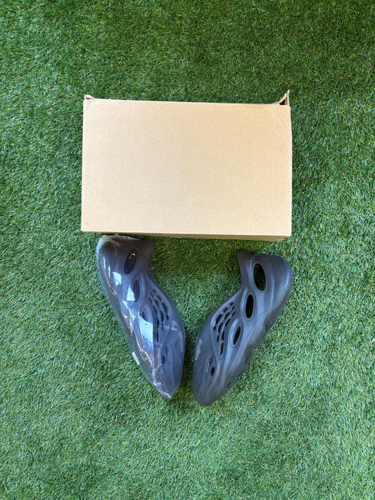 Yeezy "Foam Runner"