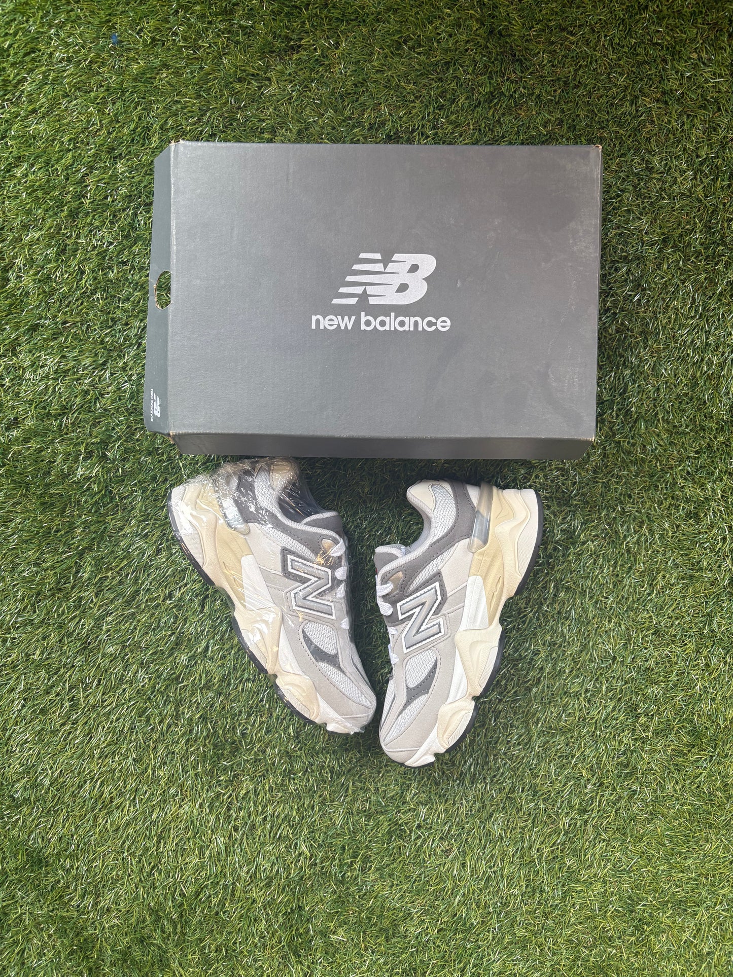 New Balance 9060 "Rain Cloud Grey"