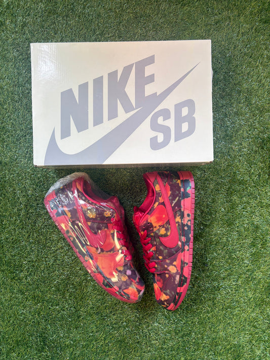 Nike SB Dunk Low "The Wizard of Oz Poppy Field"